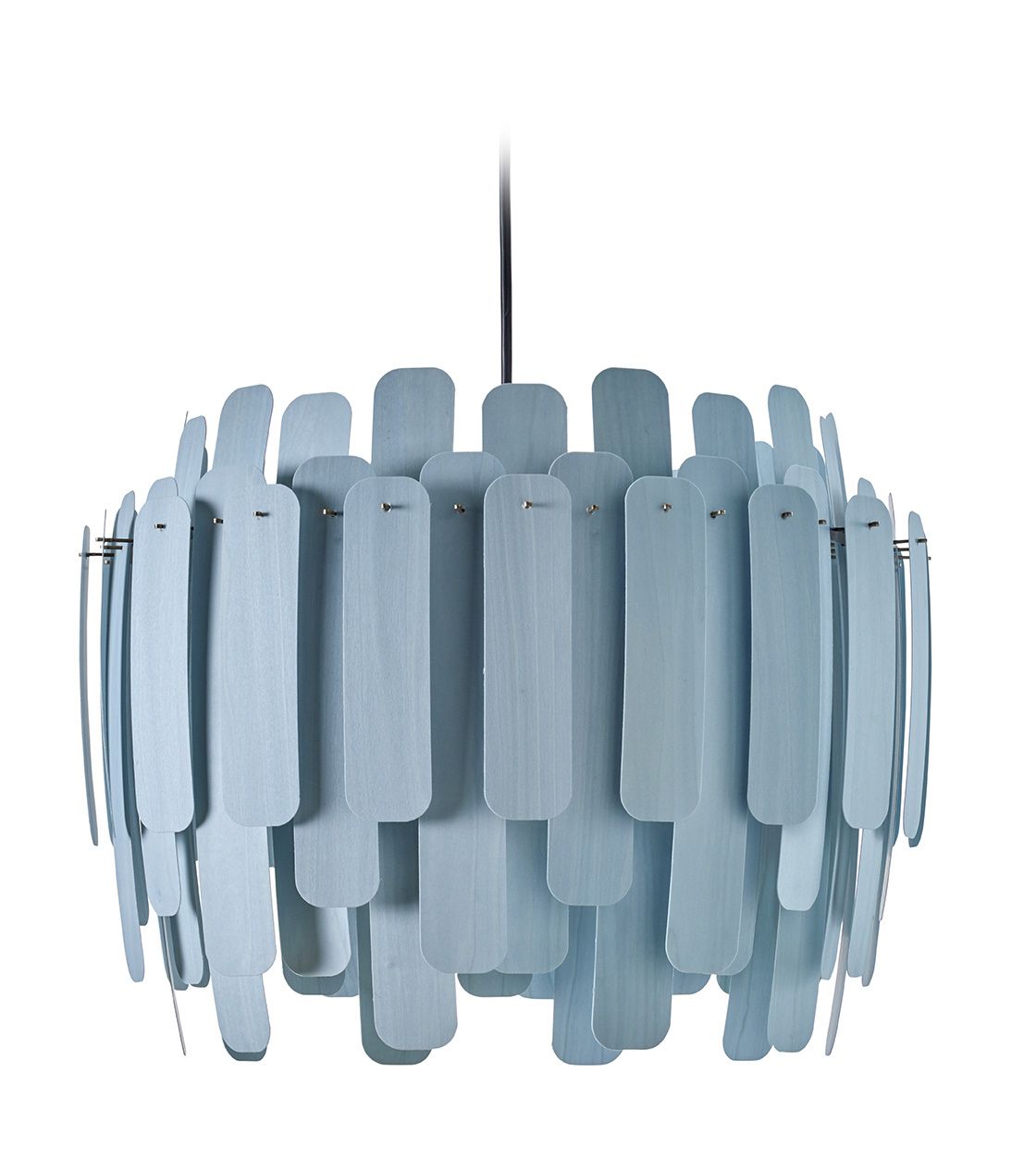 Hellblaue Maruja Pendelleuchte von LZF Lamps: Moderne Hängelampe mit Holzlamellen für stilvolle Beleuchtung.