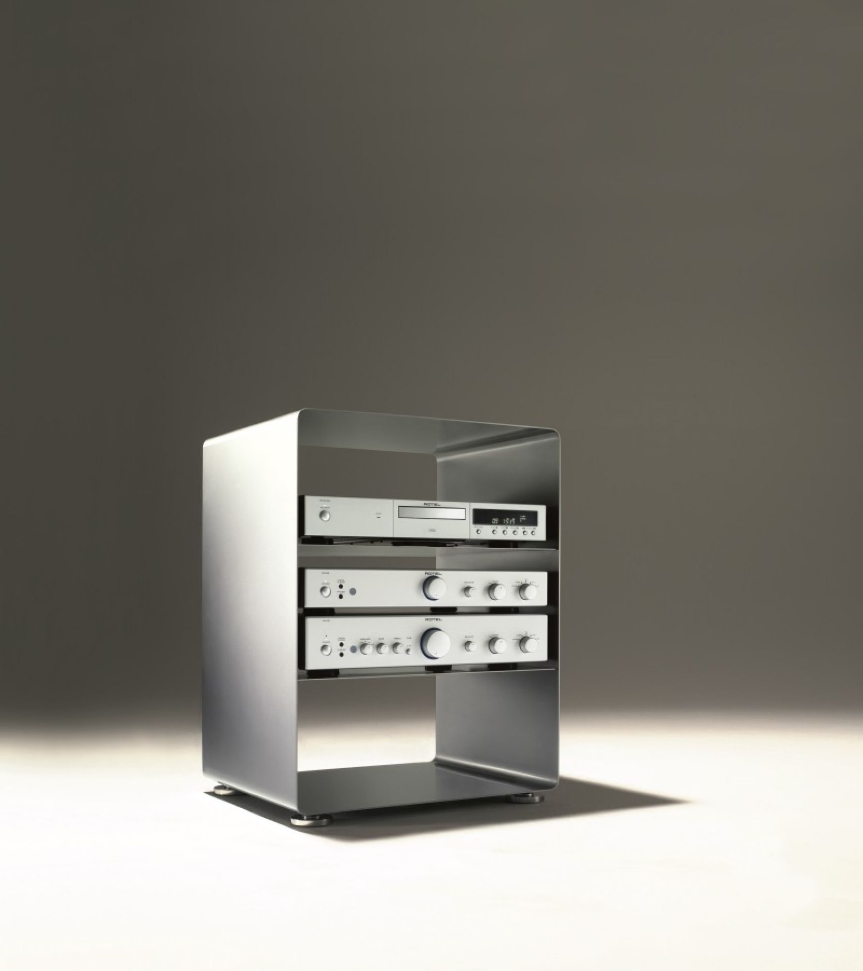 R 600N Mobile Line Hifi-Rack Müller Möbelfabrikation