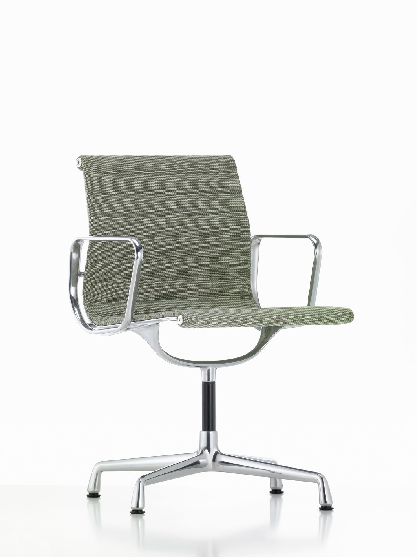 Aluminum Chair EA 103 / EA103 Chaise Vitra
