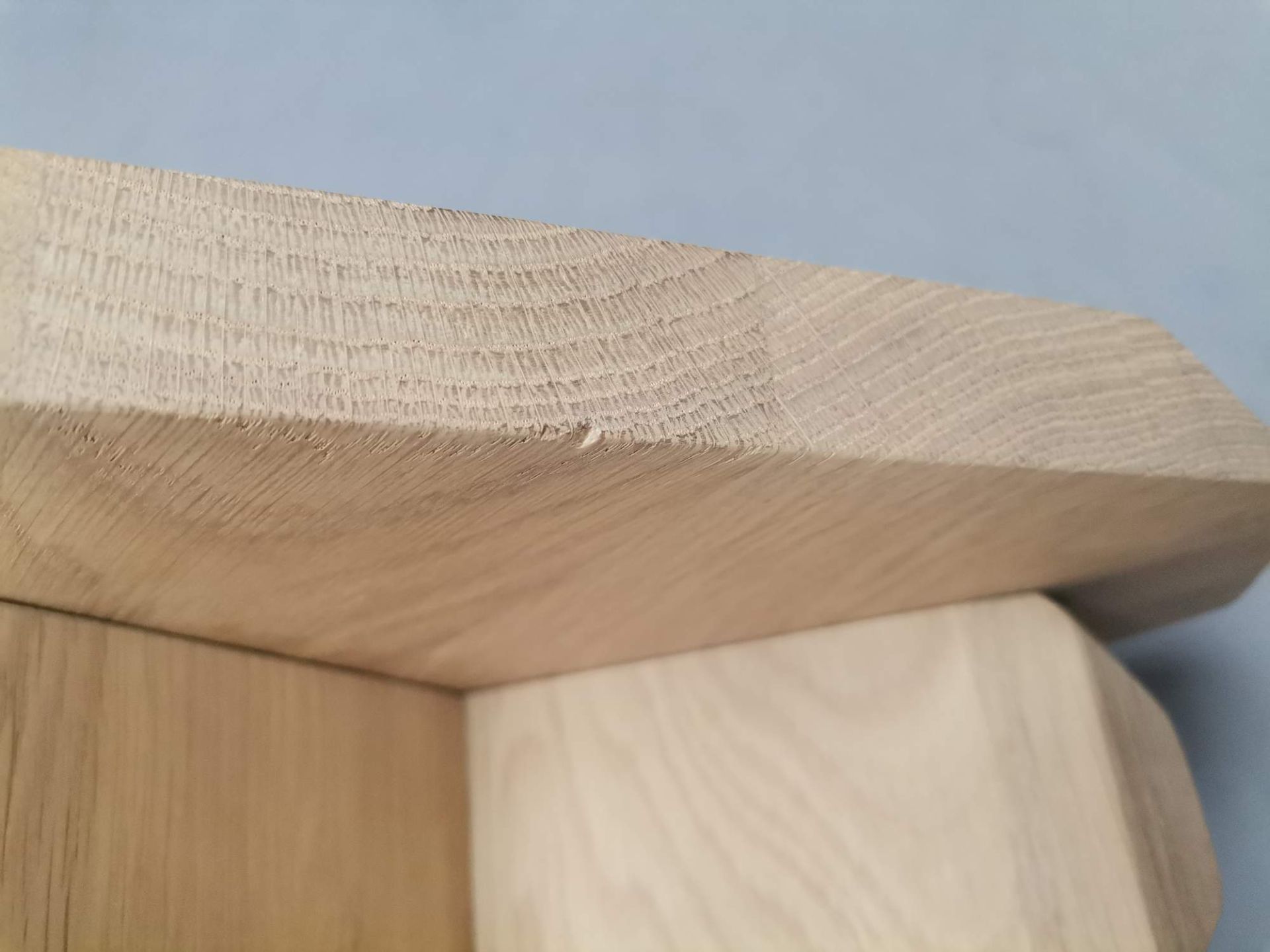 Tabouret Fels CHÊNE CIRÉ AVEC BLANC PIGMENTIF Out OBJECTS IMPARFAITS