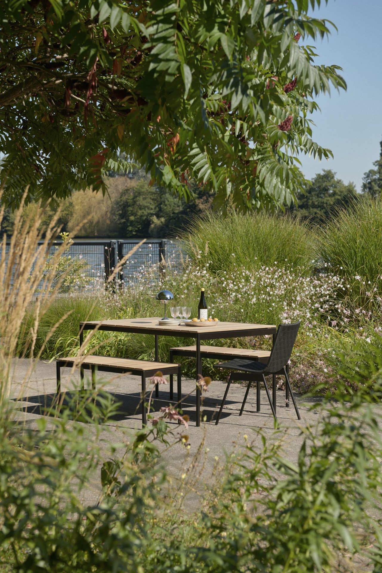 Ville AV33 Outdoor Chair Chaise AndTradition