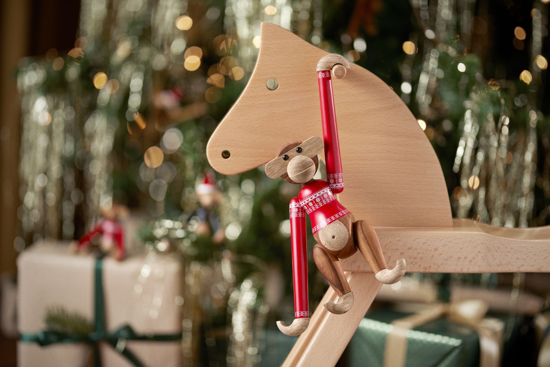 Christmas Jumper Singe 2024 petite figurine en bois Kay Bojesen