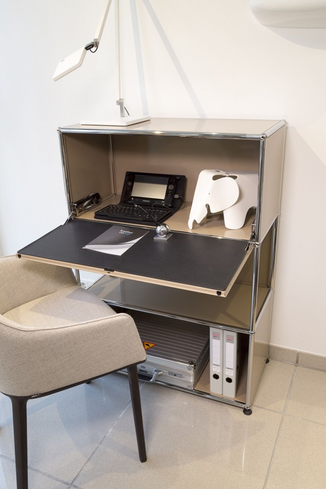 Housse en cuir pour USM bureau intérieur 50x35 NOIR GRAPHITE Leather on Top OFFRE SPECIALE