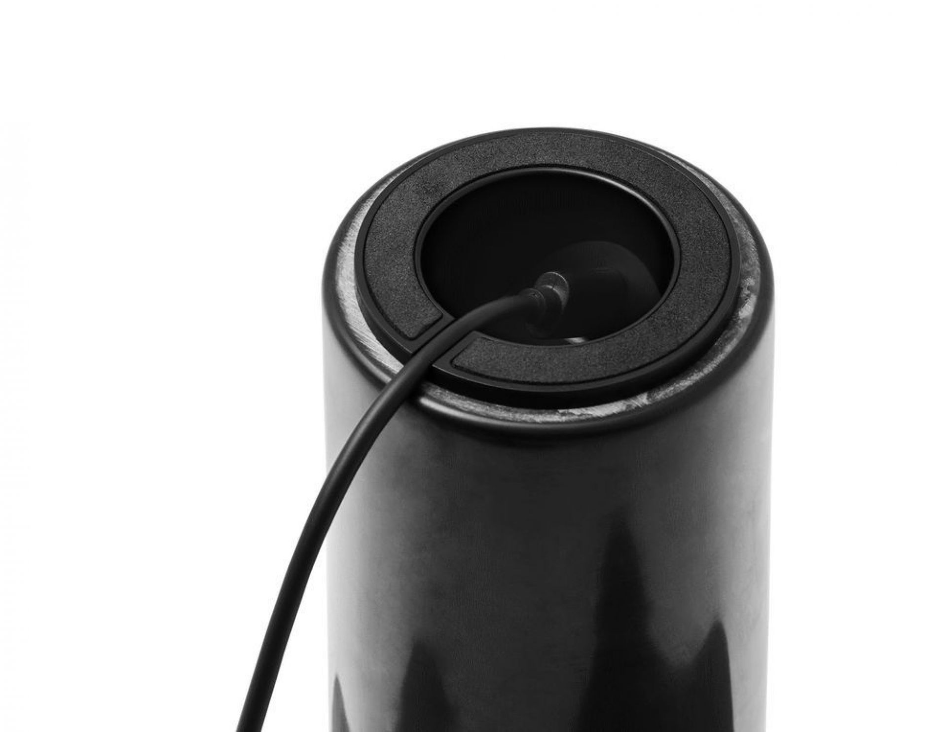Kizu lampe de table portable noir New Works