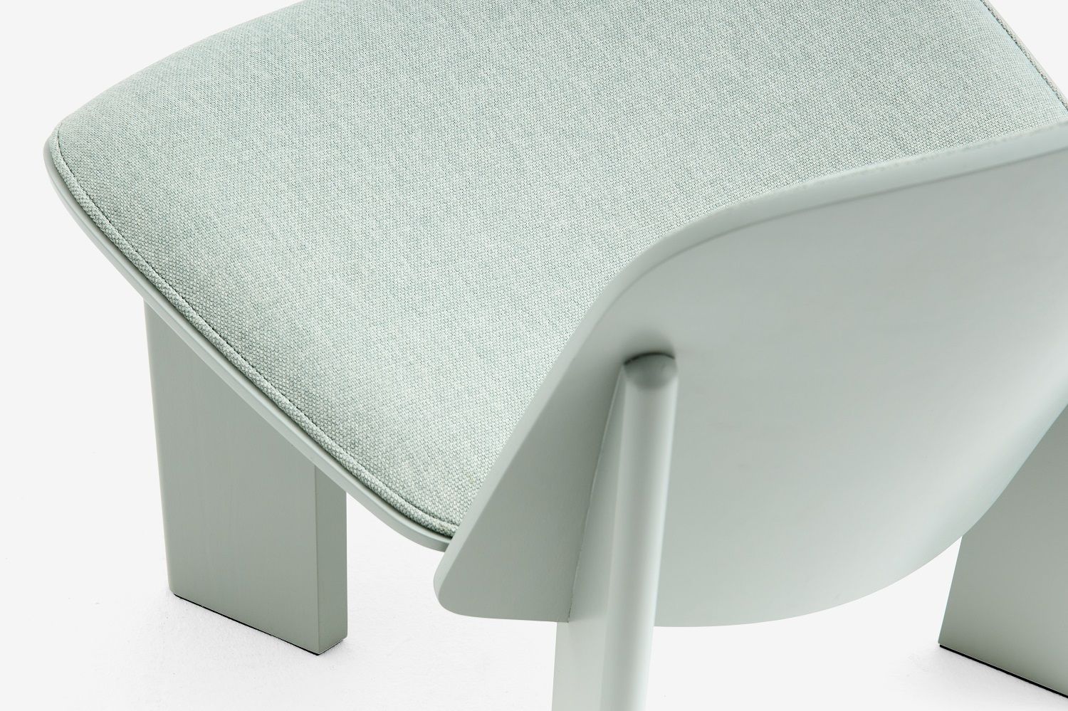 Chisel Lounge Chair fauteuil entièrement rembourré Hay 