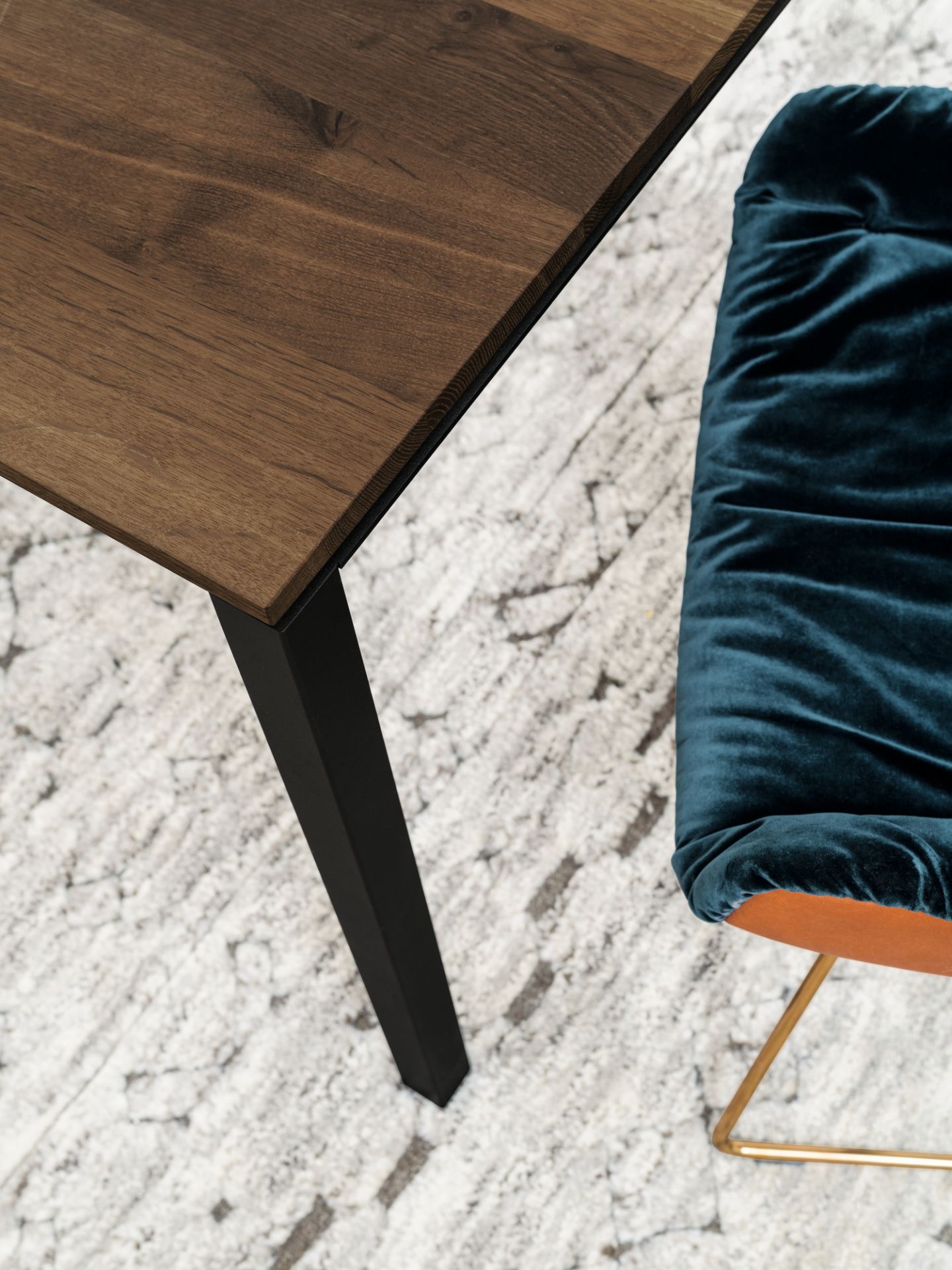 S 600 table chêne fumé Janua