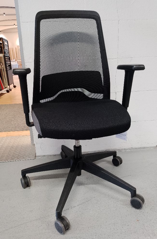 Everyis1 Siège de bureau Interstuhl EXPOSITION / MOBILIER D'OCCASION