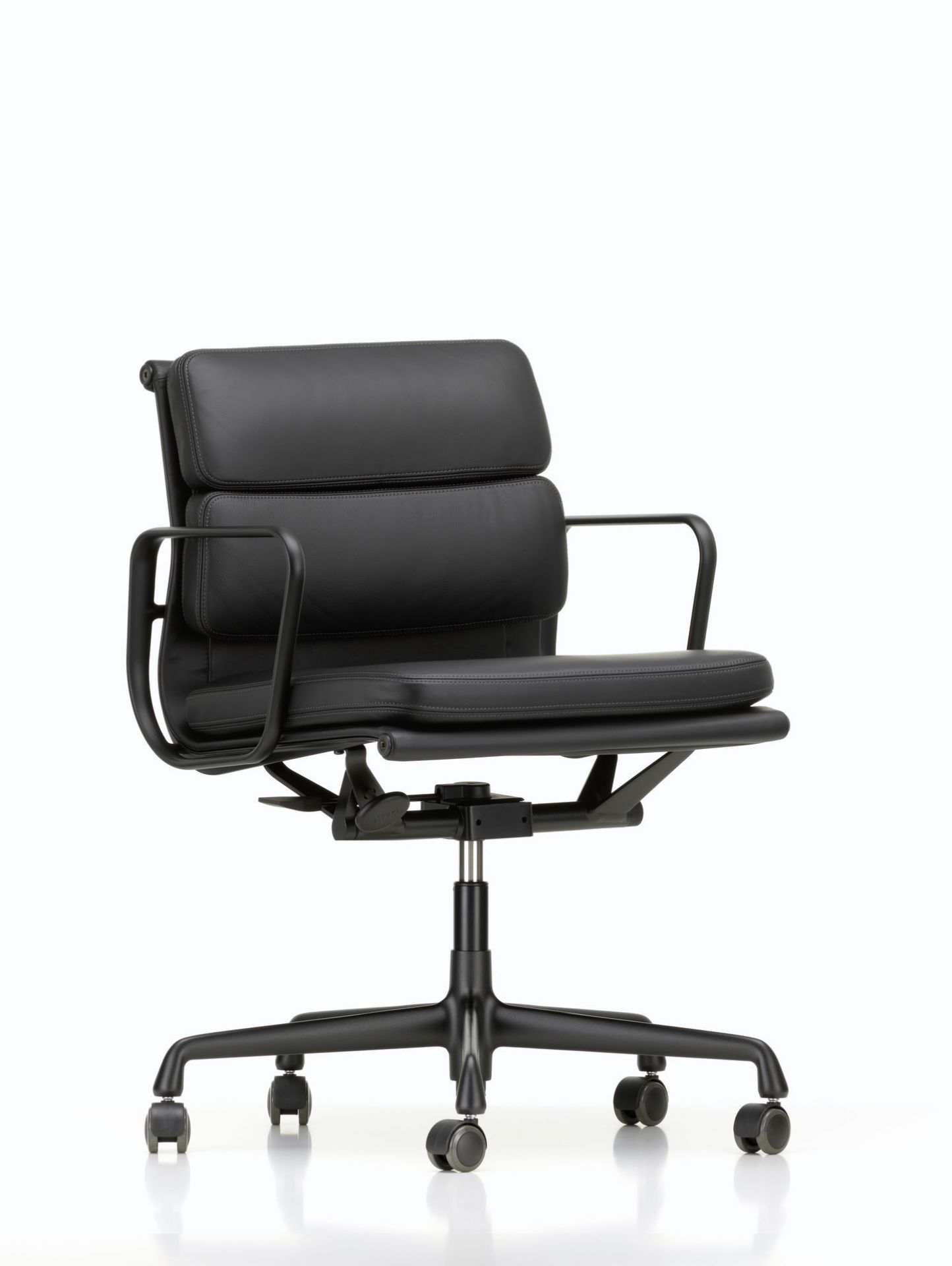 Soft Pad Chair EA217 / EA 217 Fauteuil Vitra