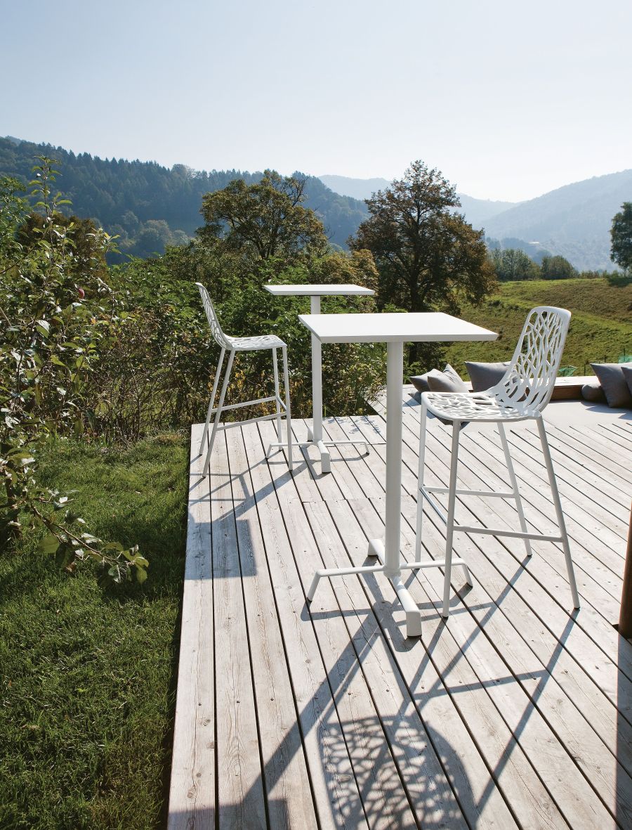 Forest Outdoor Tabouret de bar à haut dossier blanc H 104 cm Fast