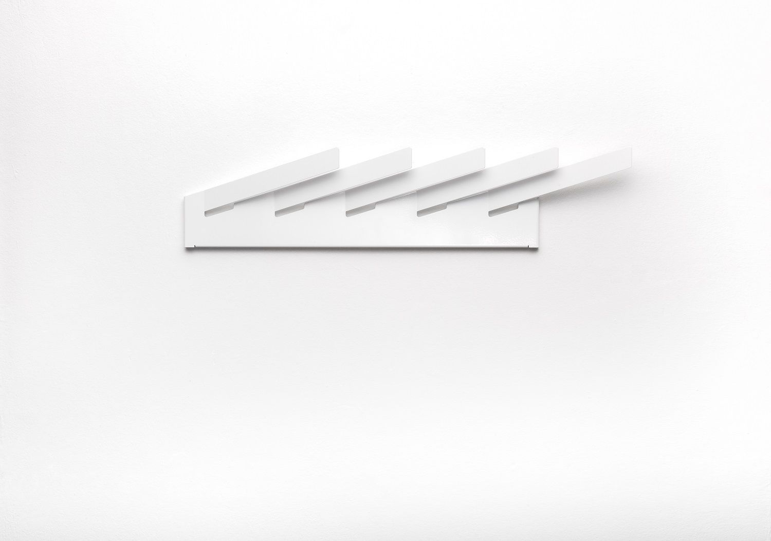 Mr_porte-Magazine Linea1 by Müller Möbelwerkstätten