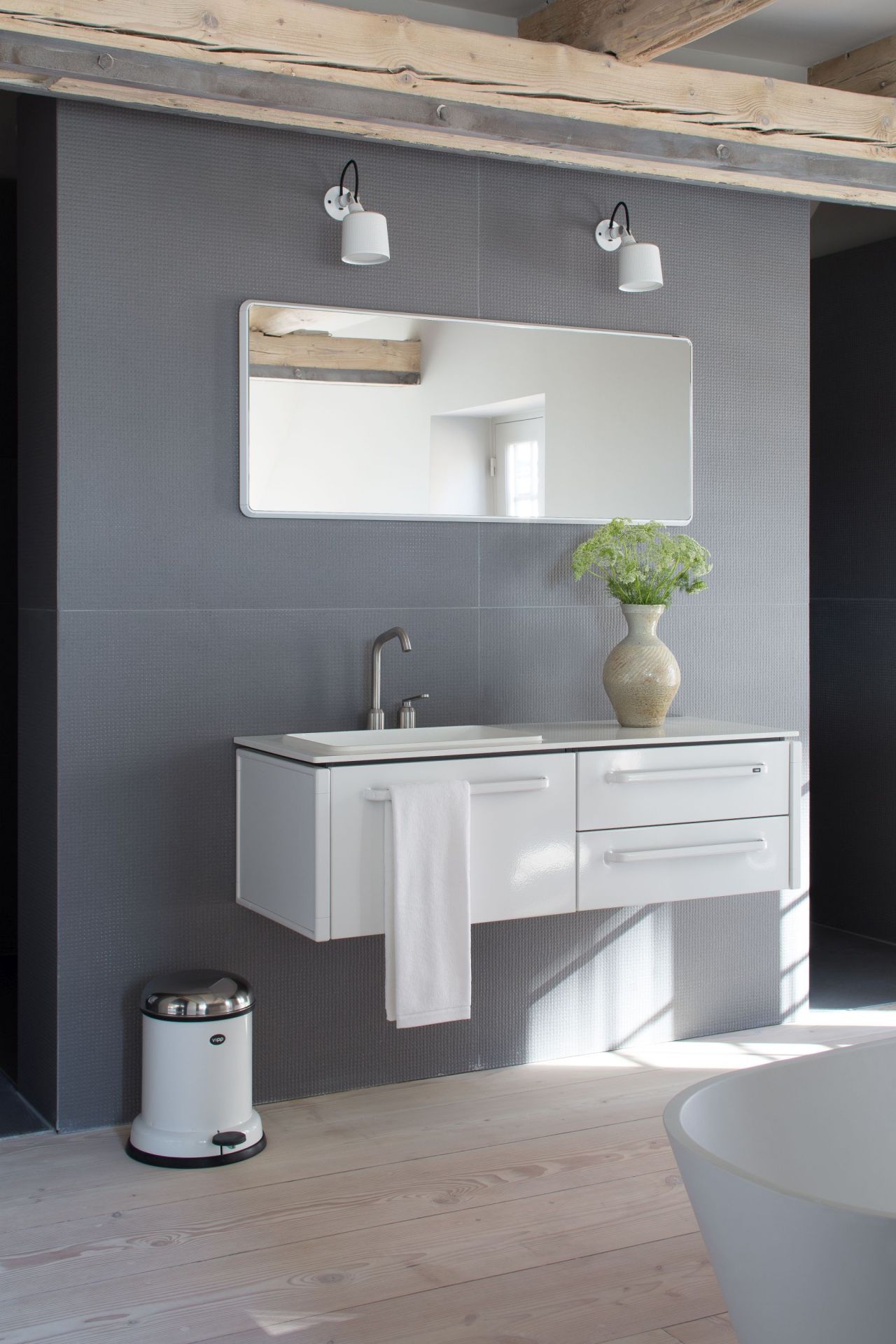 Spot mural BLANC Vipp OFFRE SPECIALE