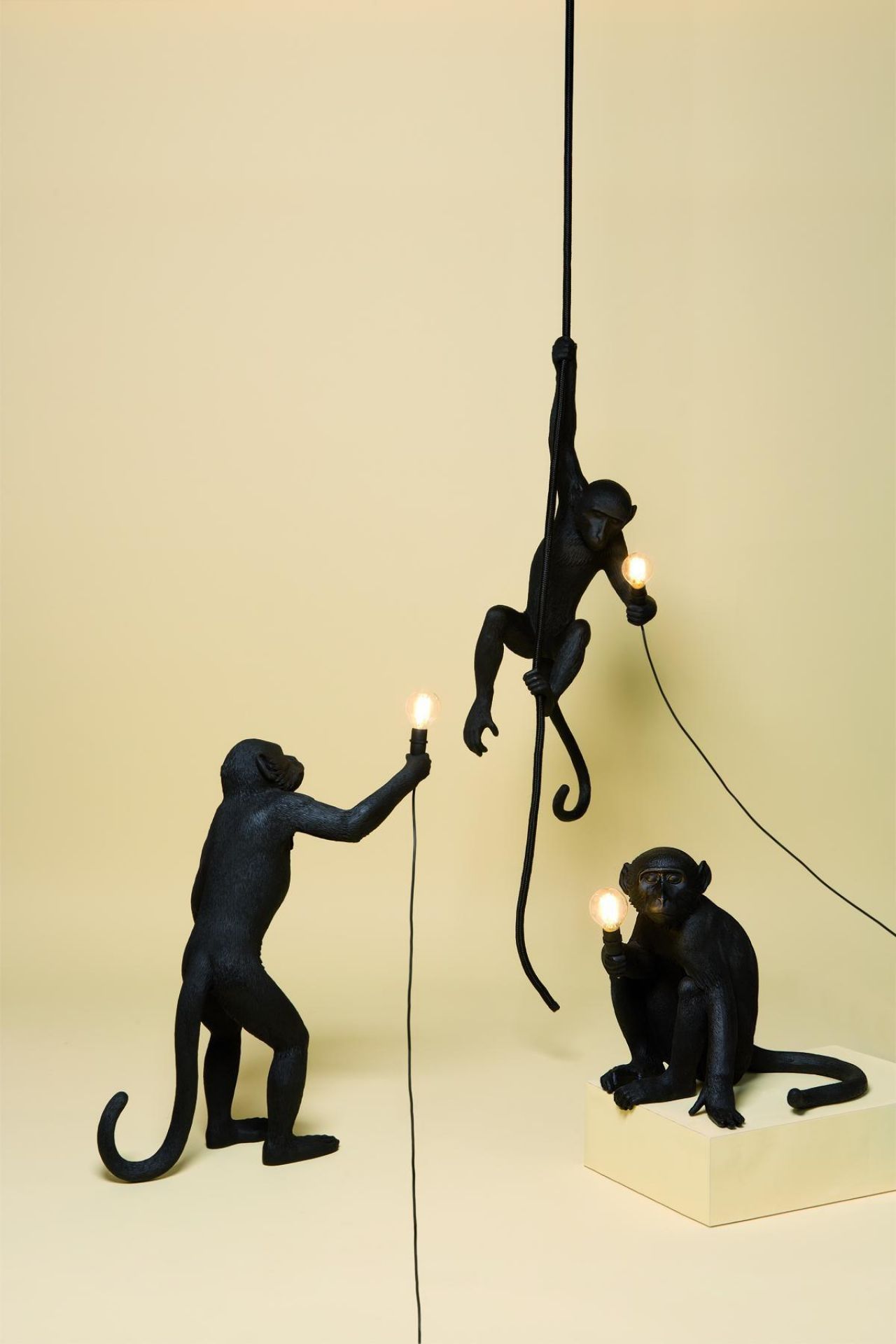 Monkey assis Indoor / Outdoor Lampe de table noir Seletti