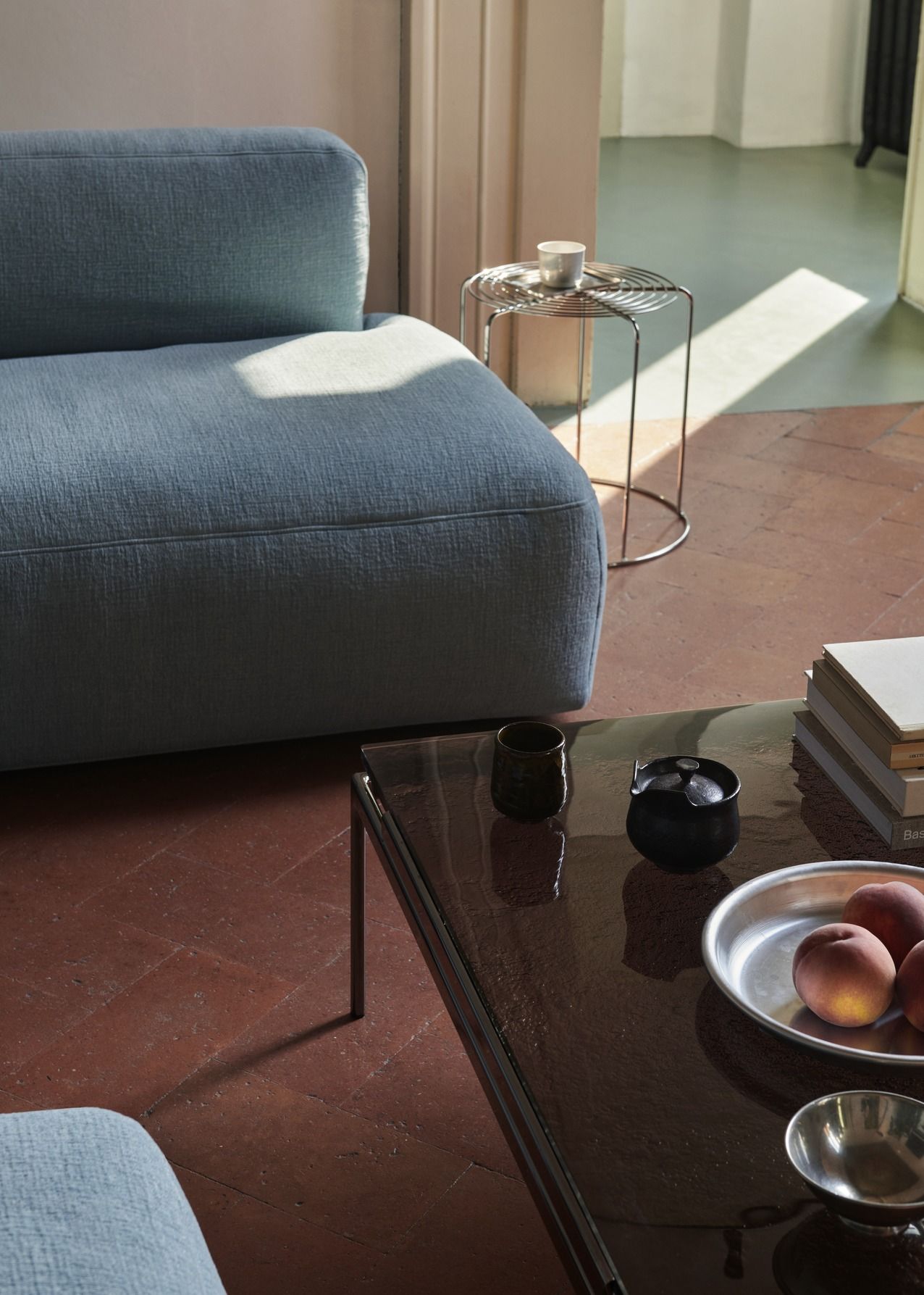 Sett LN12 / LN13 Coffee table Table basse AndTradition