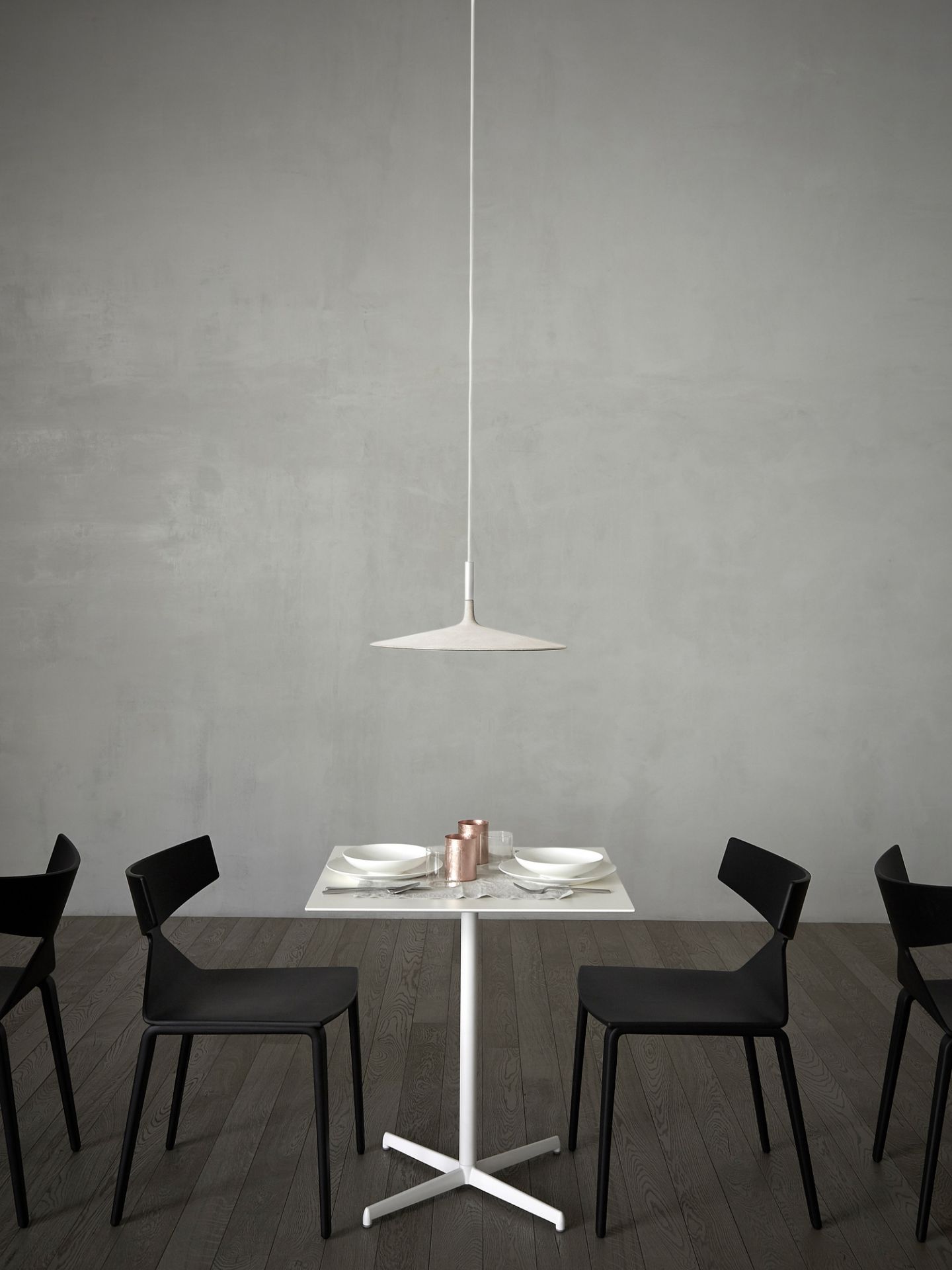 Aplomb Large LED Lampe de suspendue Foscarini Blanc