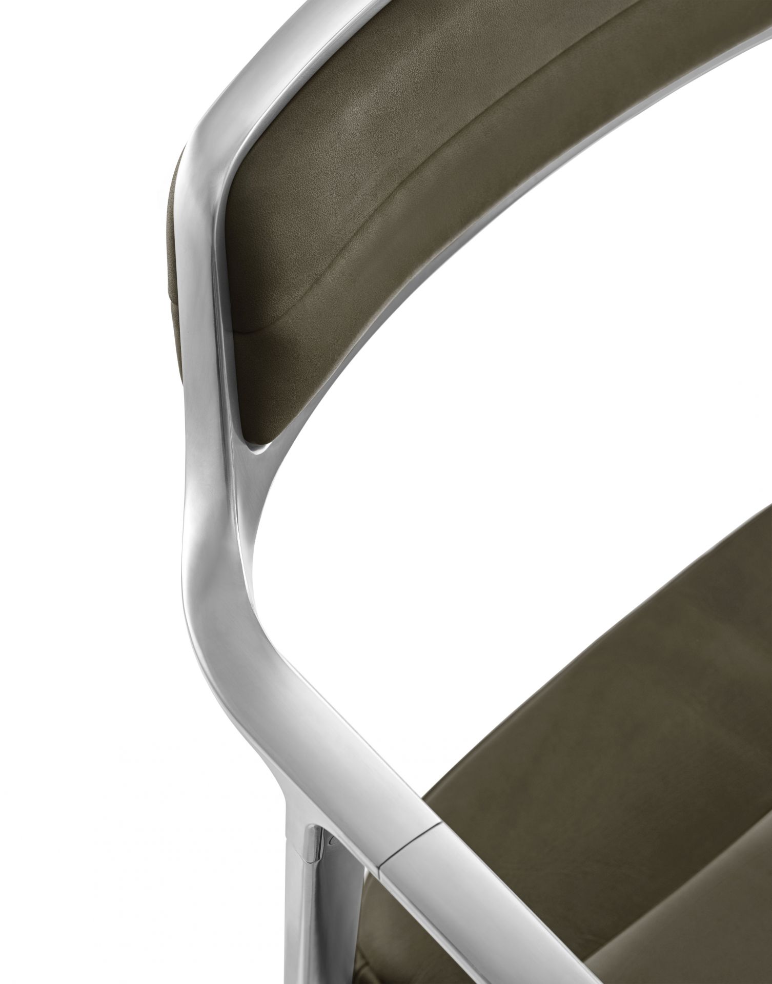 VIPP452 Swivel Chaise avec patins cuir vert Vipp VIPP452 Swivel Chaise avec patins cuir vert Vipp