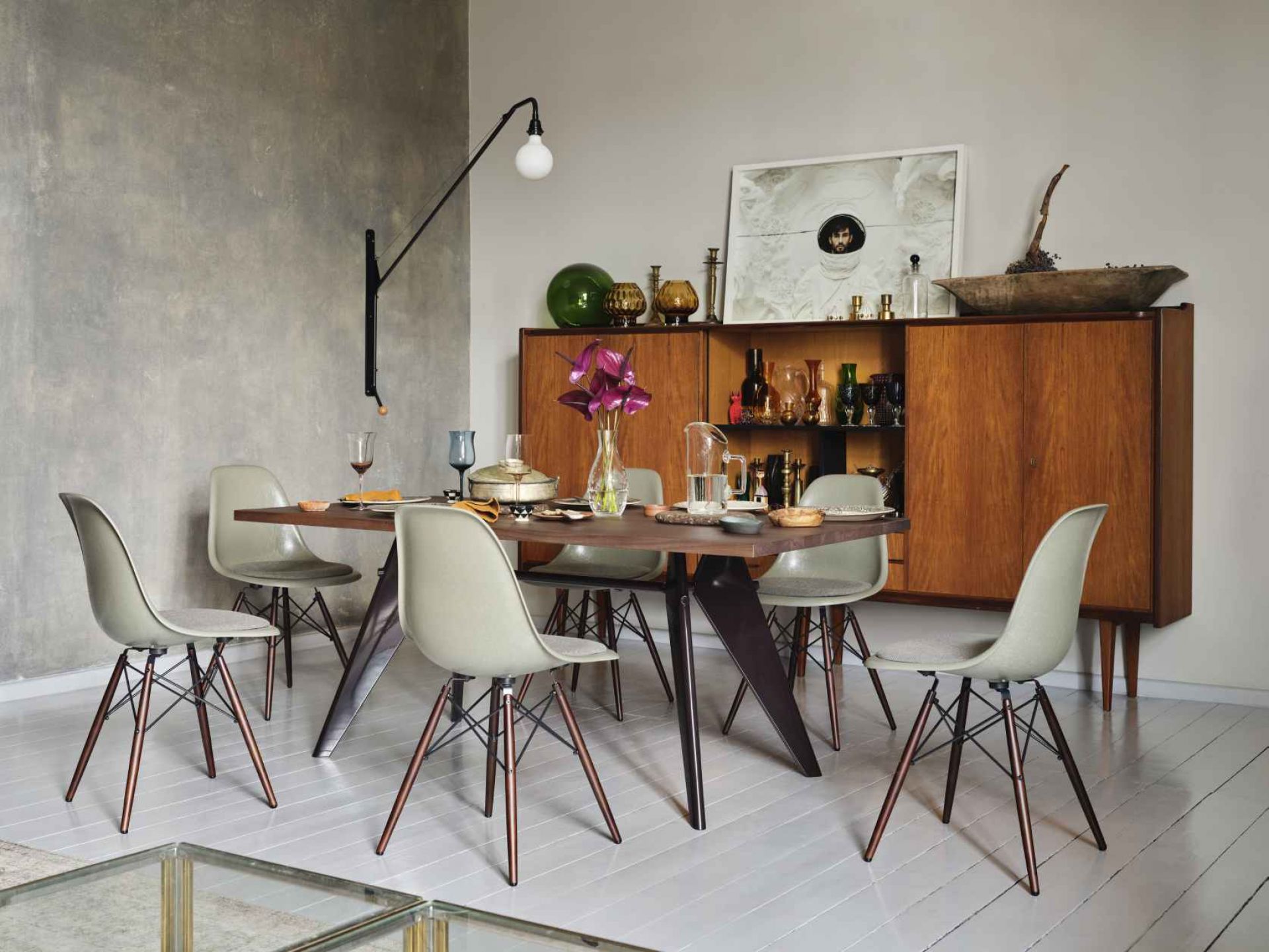 Eames Fiberglass Chair DSW chaise avec coussin d'assise Vitra