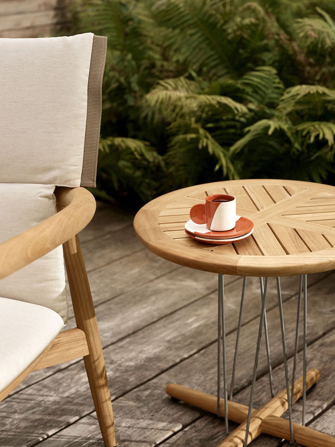 Embrace Outdoor Lounge Table Ø48 Carl Hansen & Søn