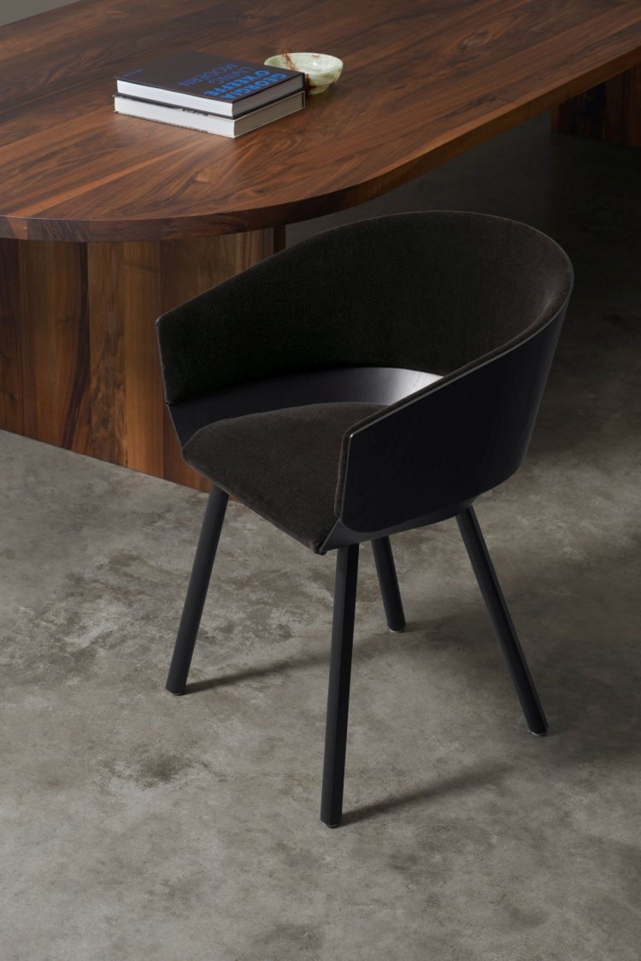 CH04 Houdini Chaise e15