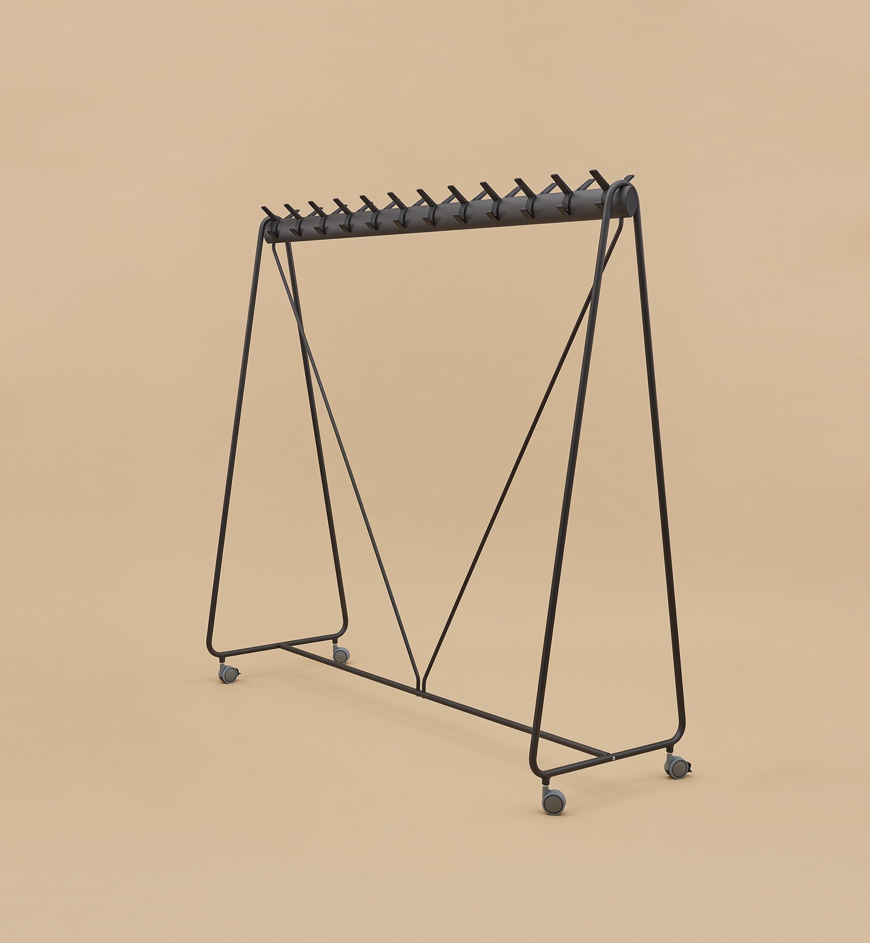 Ellipse Armoire sur roues avec 24 crochets Segis
