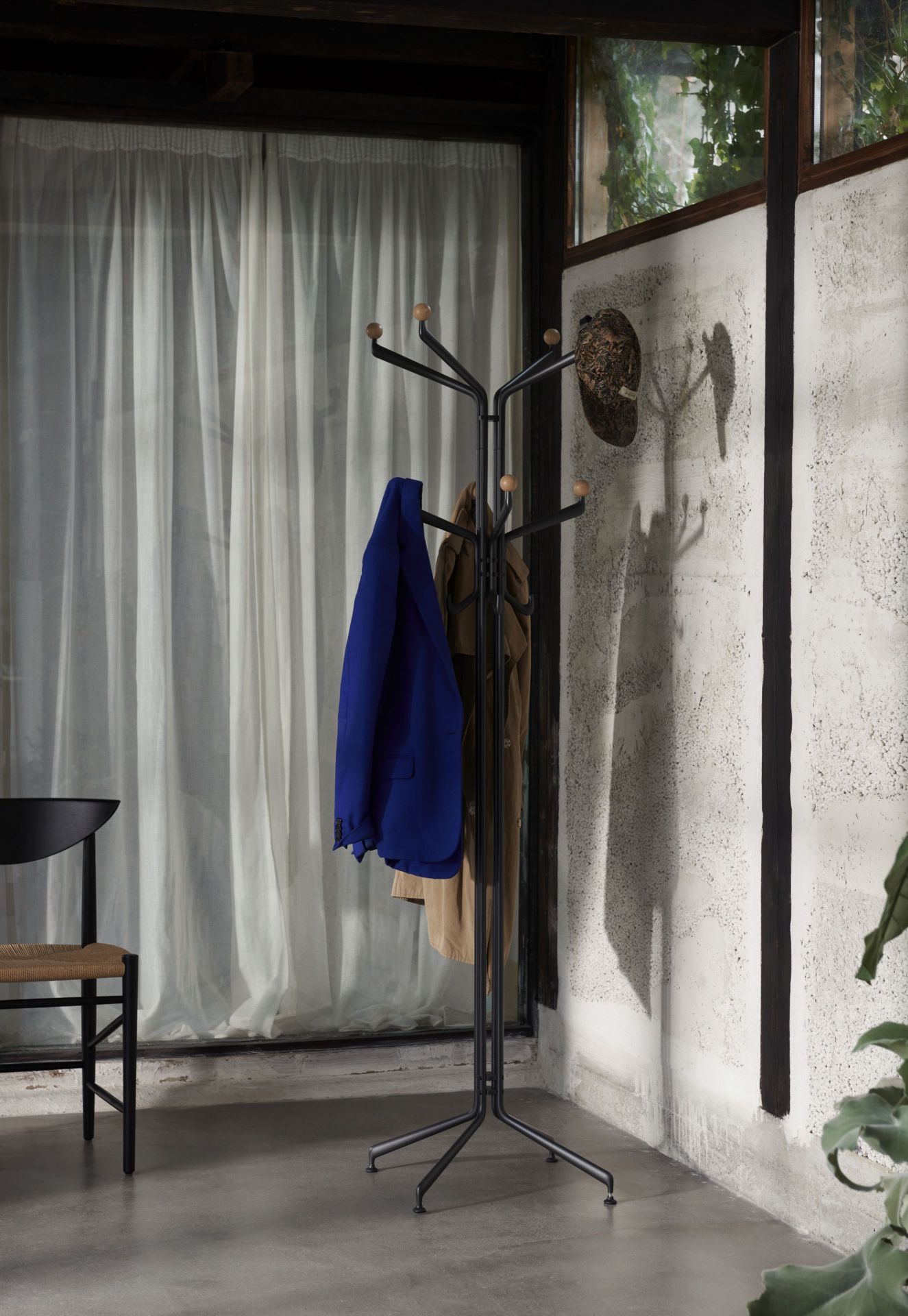 Capture SC77 Porte-manteau AndTradition