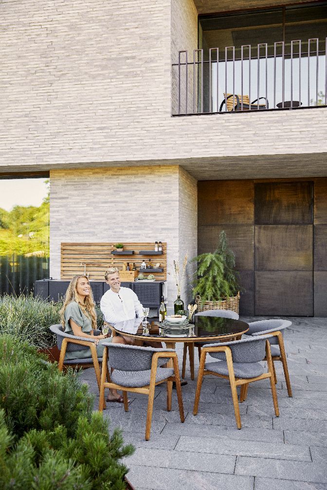 Aspect Table ronde d'extérieur Table Cane-Line 