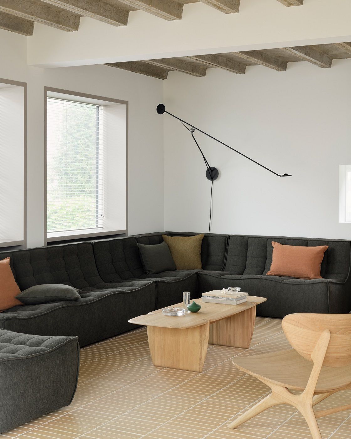 N701 Canapé 2 places gris foncé Ethnicraft