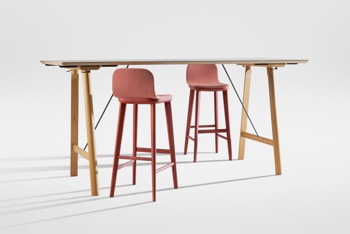 Aeon Barstool Tabouret de bar Entièrement rembourré Zeitraum