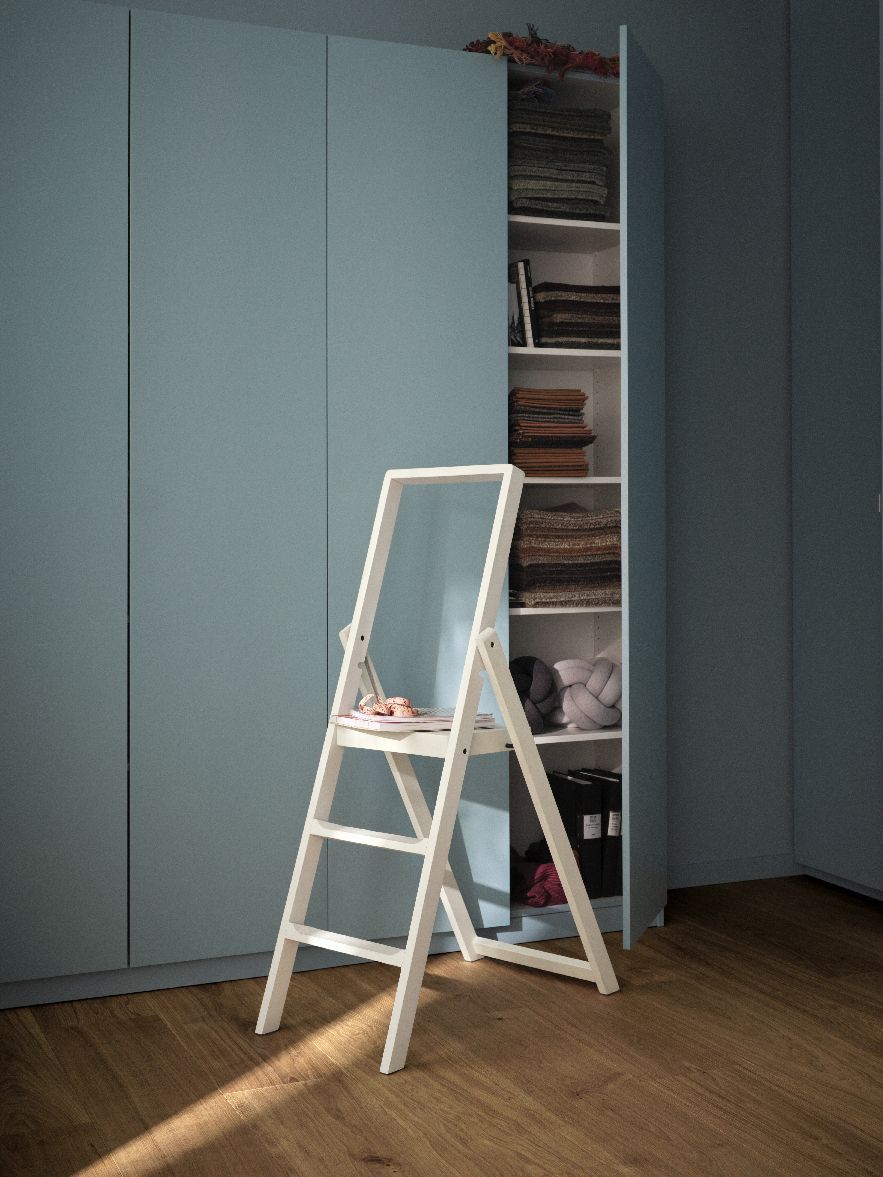 Step Ladder Escabeau chêne foncé Design House Stockholm