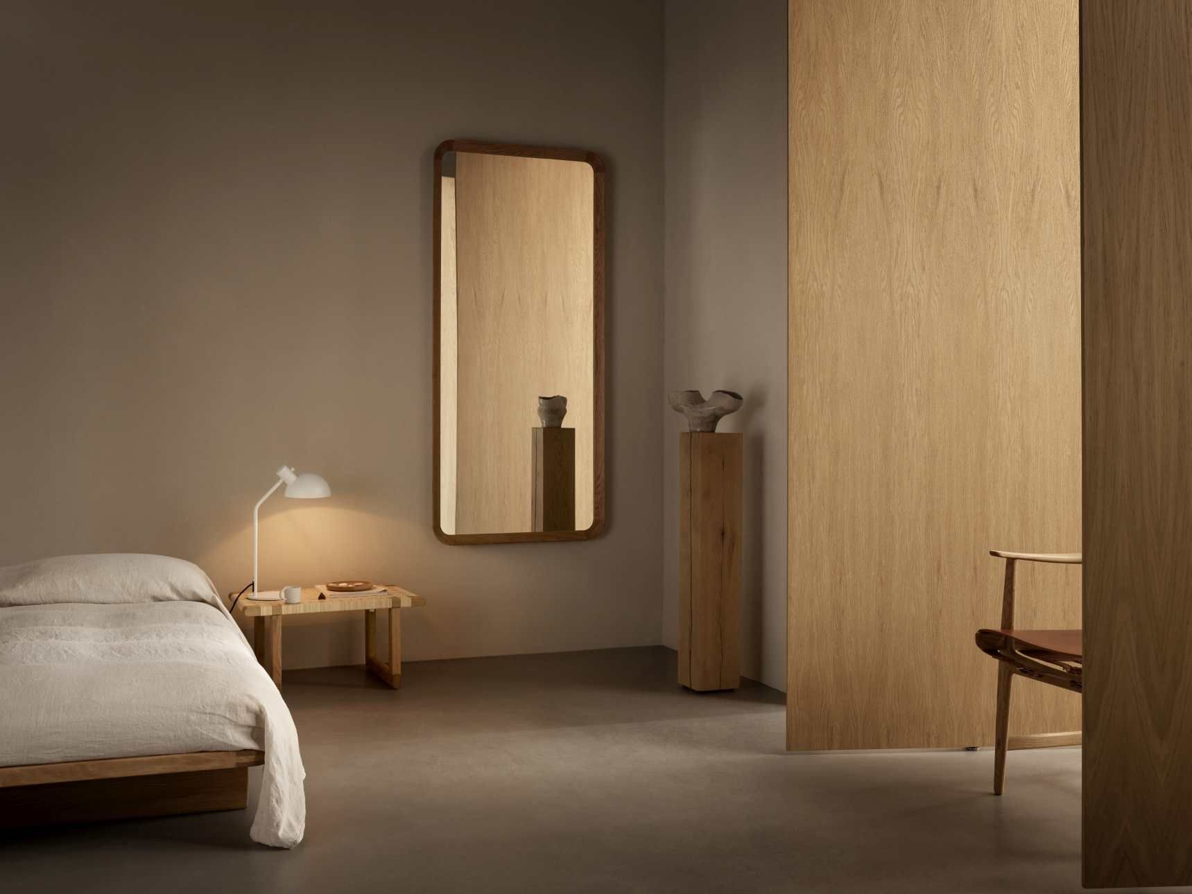 VLA62 Radio House Mirror Miroir Carl Hansen & Søn