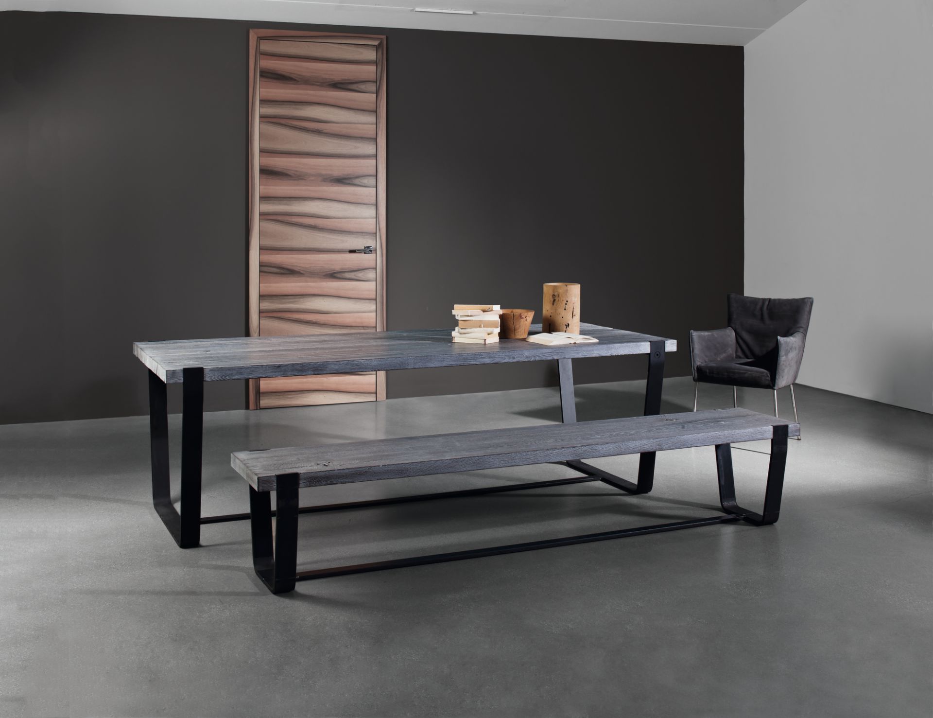 BB 11 Clamp table chêne brûlé Janua 
