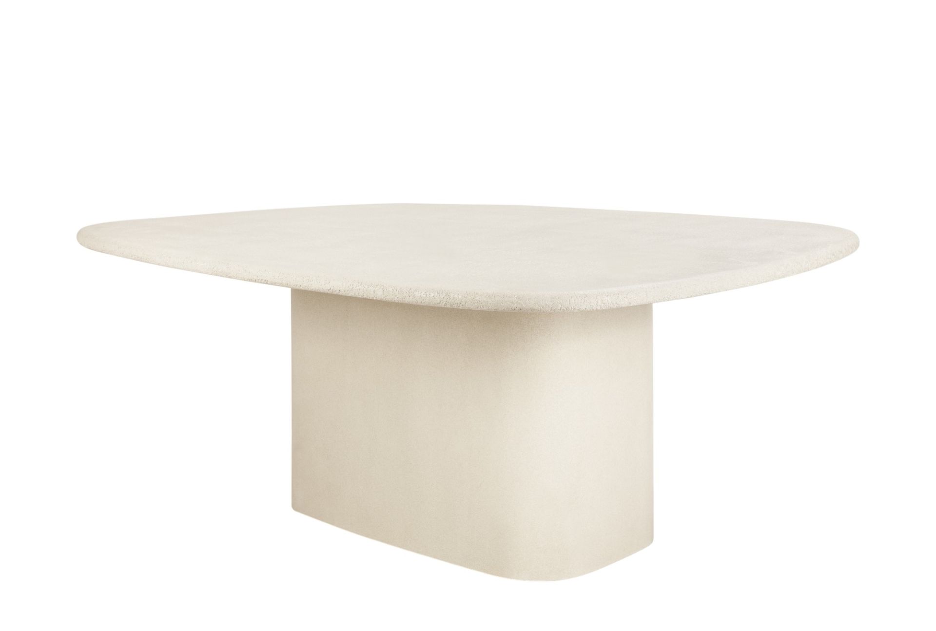 Elements Table à manger en forme de galet Ethnicraft