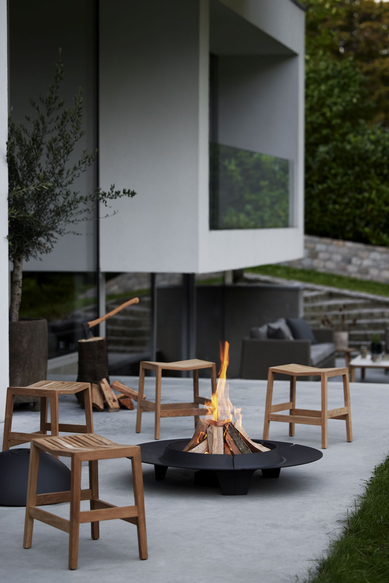 Ember Bol de feu grand Cane-Line