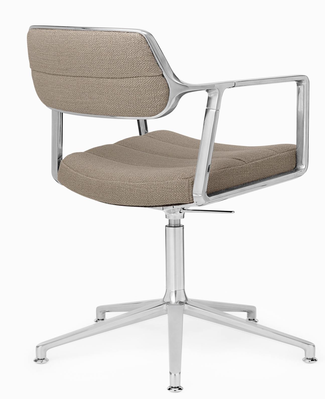 Vipp453 / Vipp 453 Swivel Chair chaise Vipp