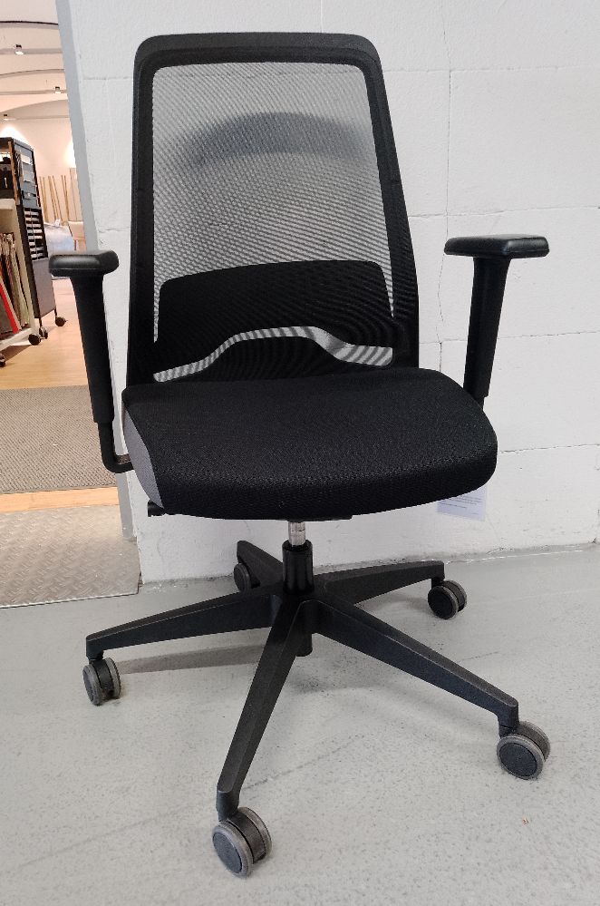 Everyis1 Siège de bureau Interstuhl EXPOSITION / MOBILIER D'OCCASION