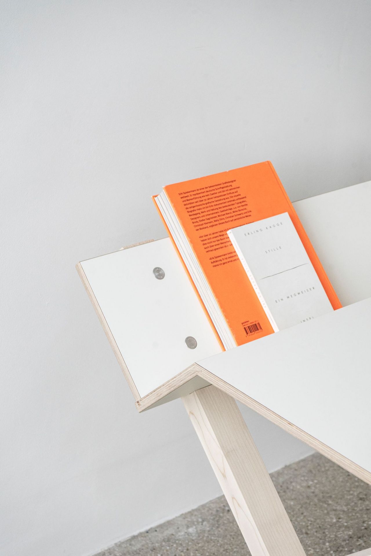 Kant bureau Nils Holger Moormann