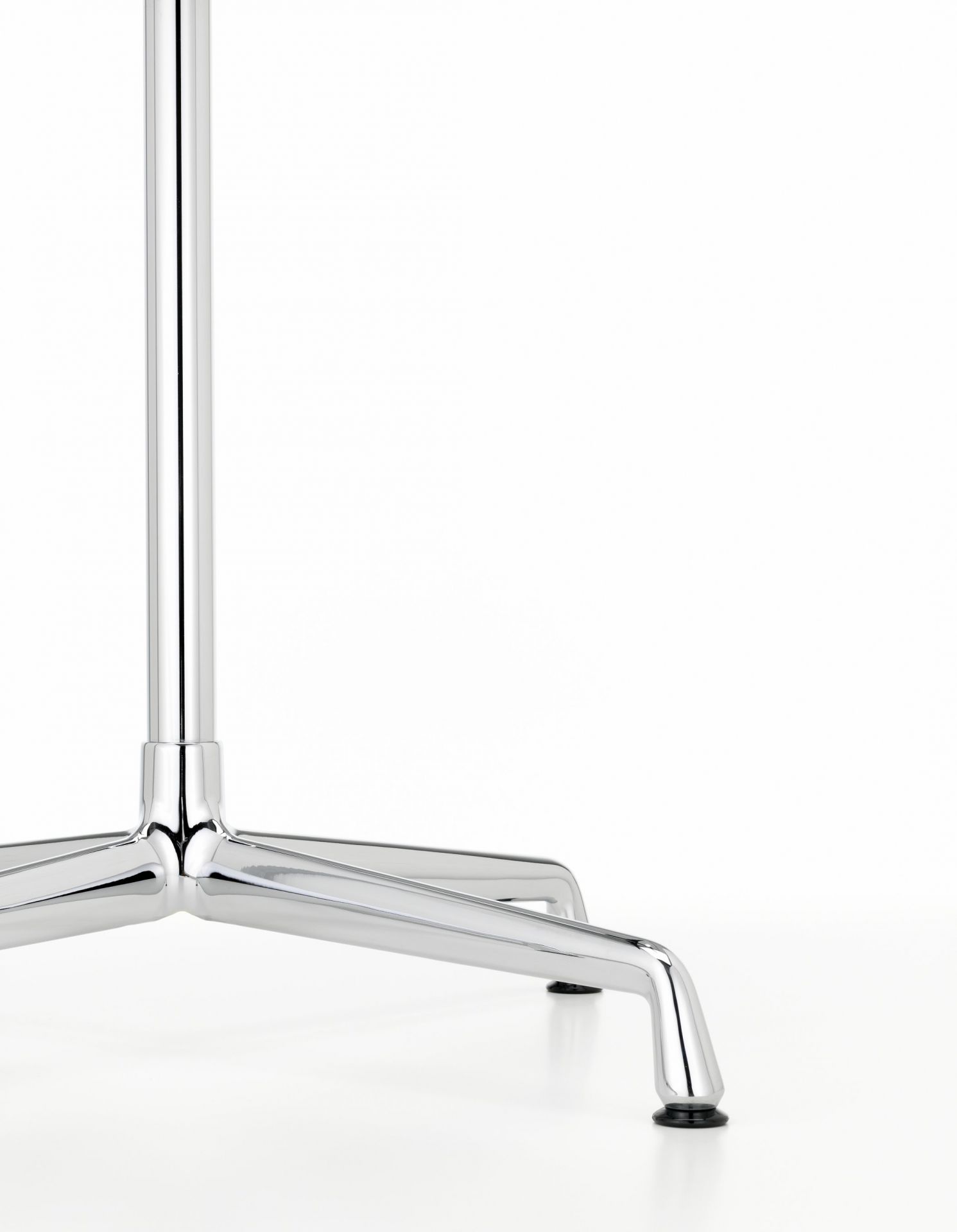 Eames Contract Table Ronde Ø80 cm Vitra