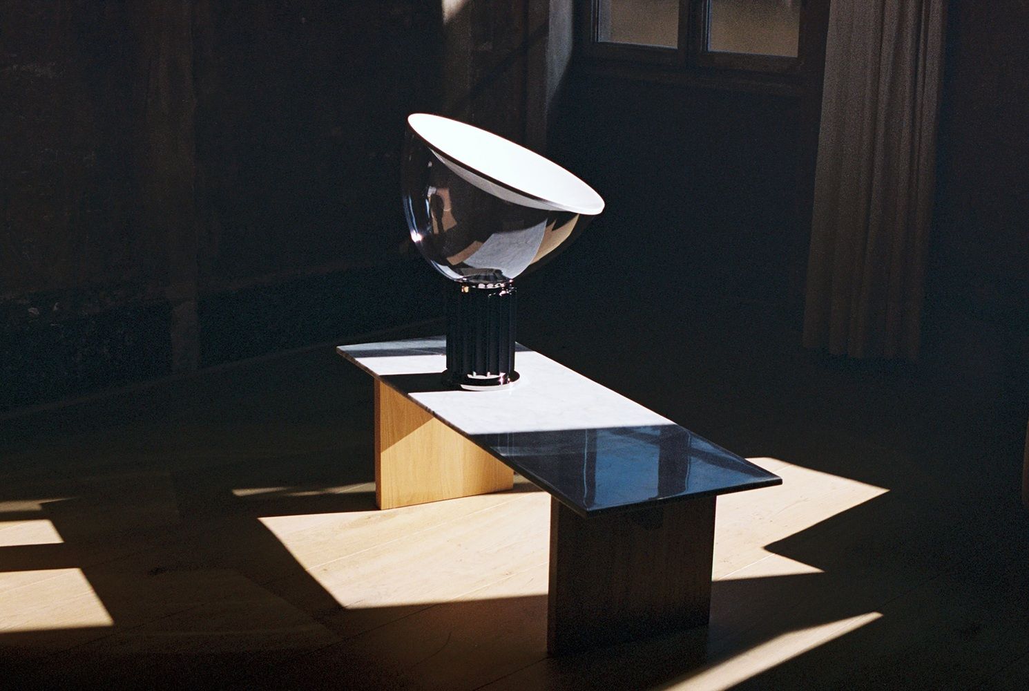 Lampe de table Taccia Small LED Flos