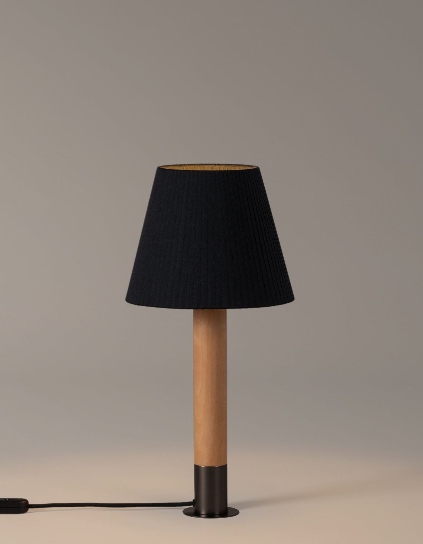 Basica lampe de table Santa & Cole
