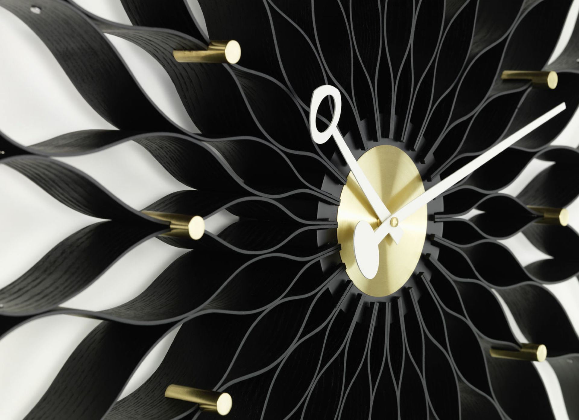 Sunflower Clock Horloge Murale Vitra Frêne noir / Laiton