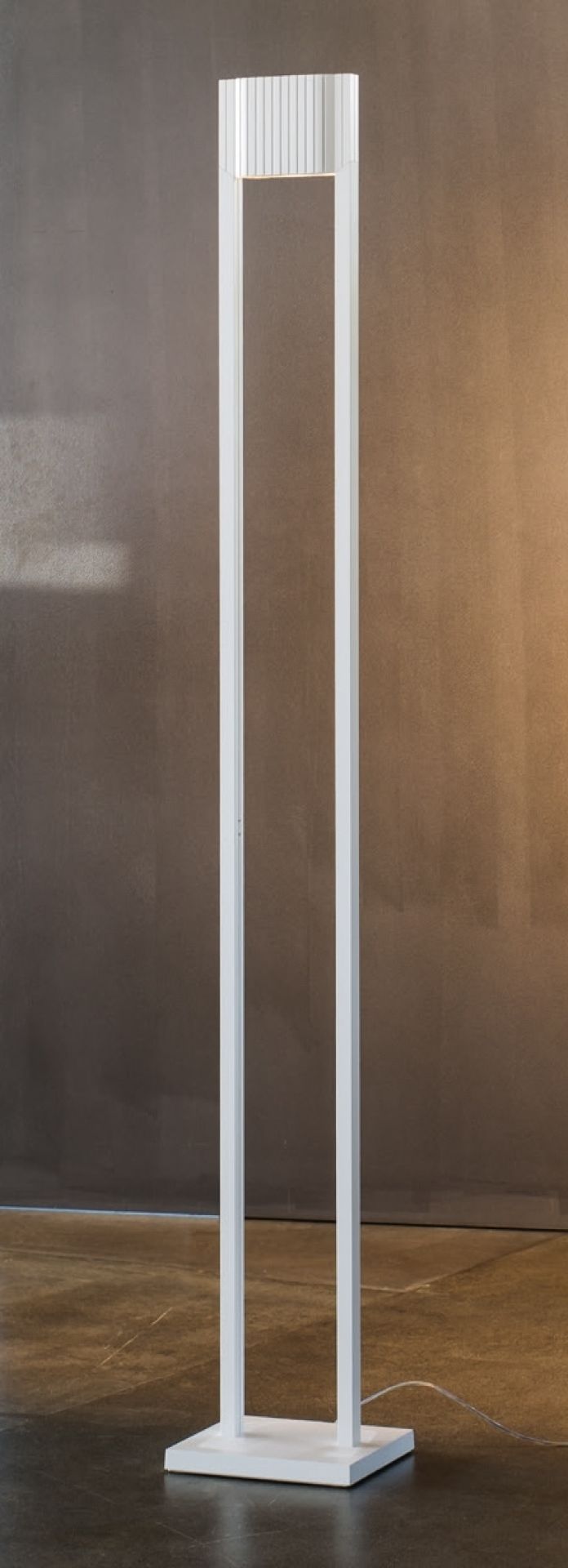 Unic LED Lampadaire Steve Léchot Luminaires Blanc