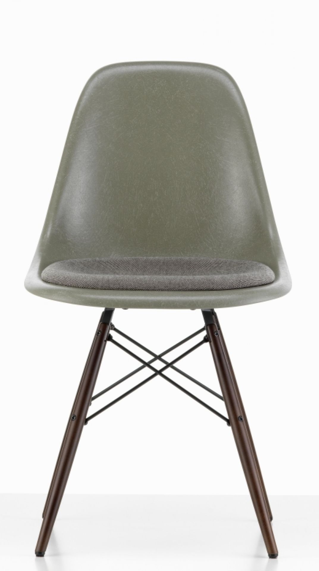 Eames Fiberglass Chair DSW chaise avec coussin d'assise Vitra