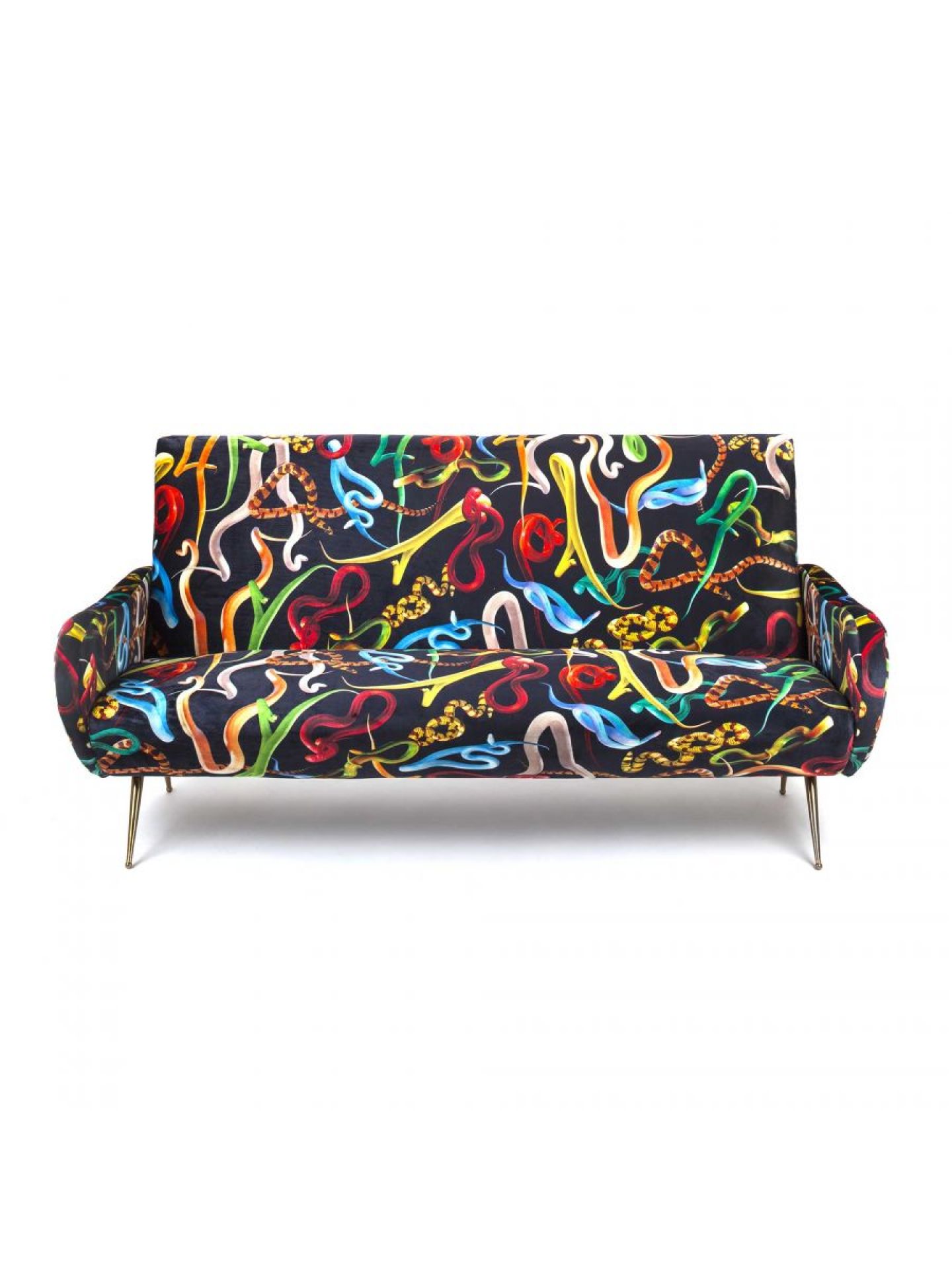 Toiletpaper 3-Sitzer Sofa Snakes Seletti mit schwarzem Schlangenmuster und goldenen Füßen für modernes Wohnzimmerdesign.