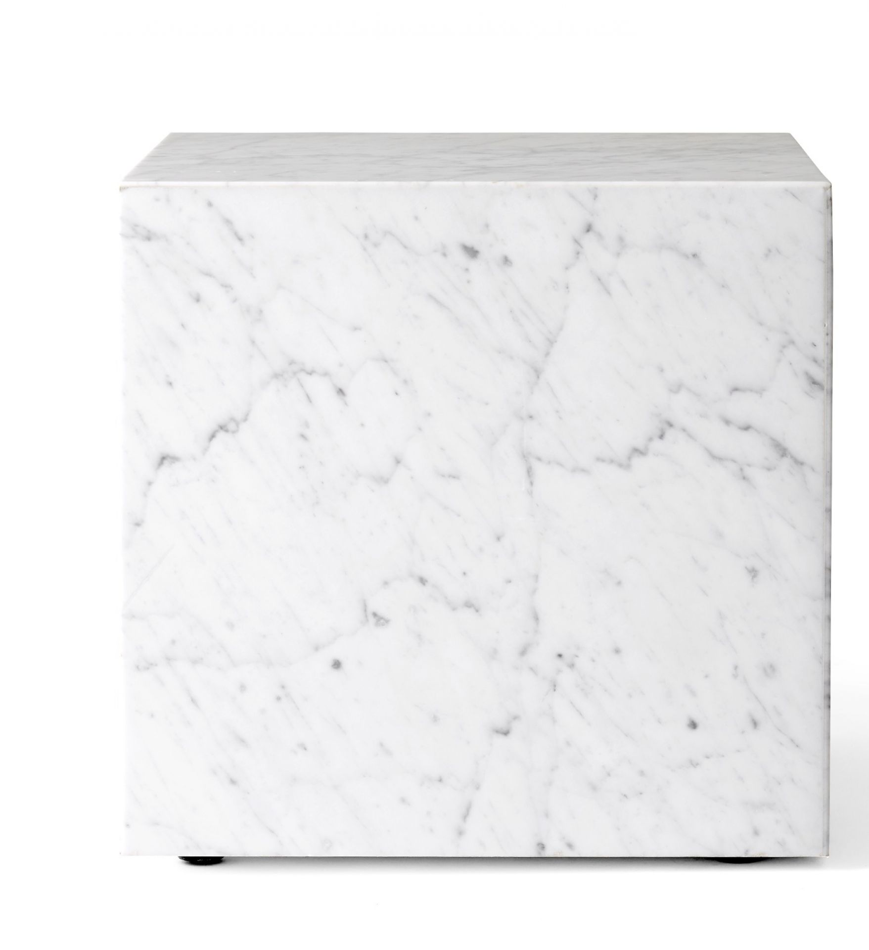 Plinth Cubic Table basse Audo Marbre blanc de Carrare Plinth Cubic Table basse Audo Marbre blanc de Carrare