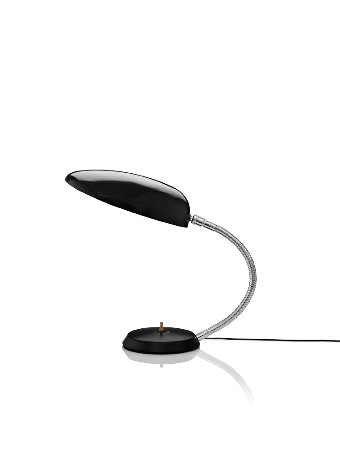 Grossman Cobra lampe de table Gubi