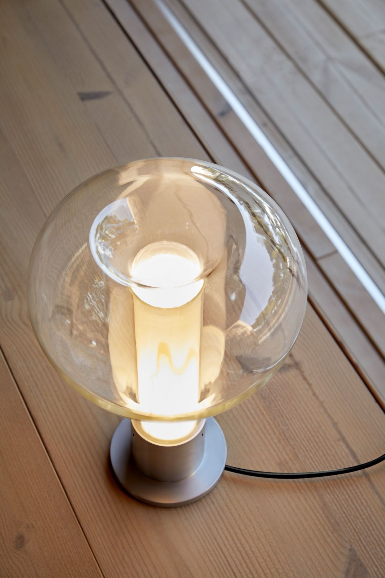 Eris Lampe de Table LZF Lamps