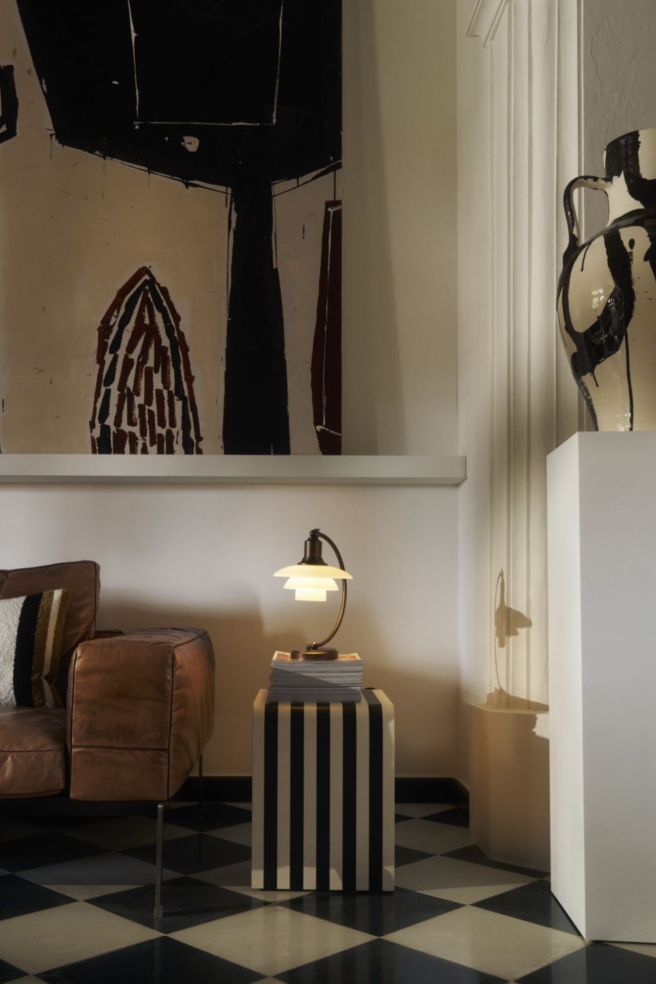 PH 2/2 Luna Aged Brass Opal Lampe de table Louis Poulsen