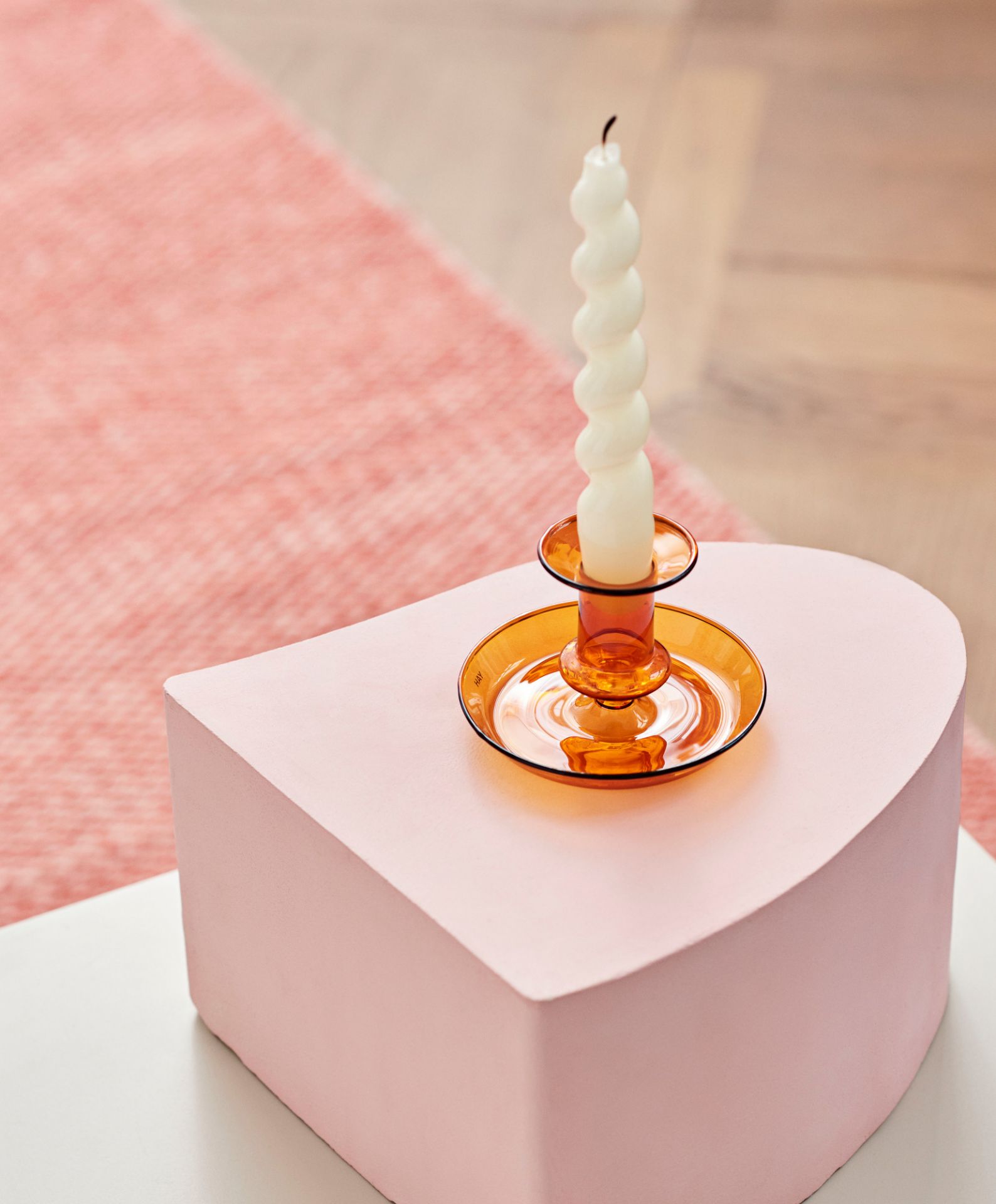 Flare bougeoir ambre Hay OFFRE SPECIALE