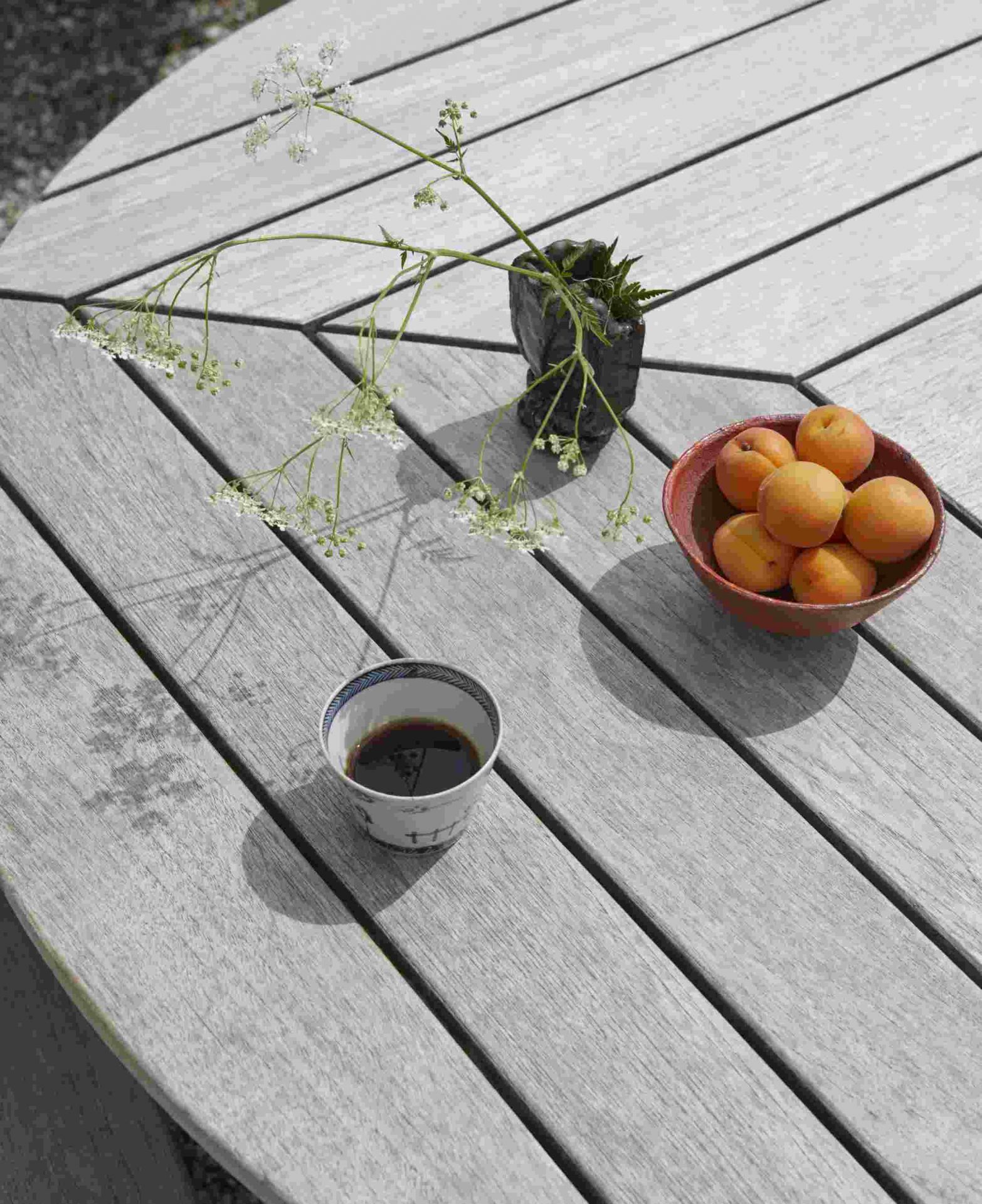 Drachmann Table Ø 126 cm Outdoor Skagerak by Fritz Hansen