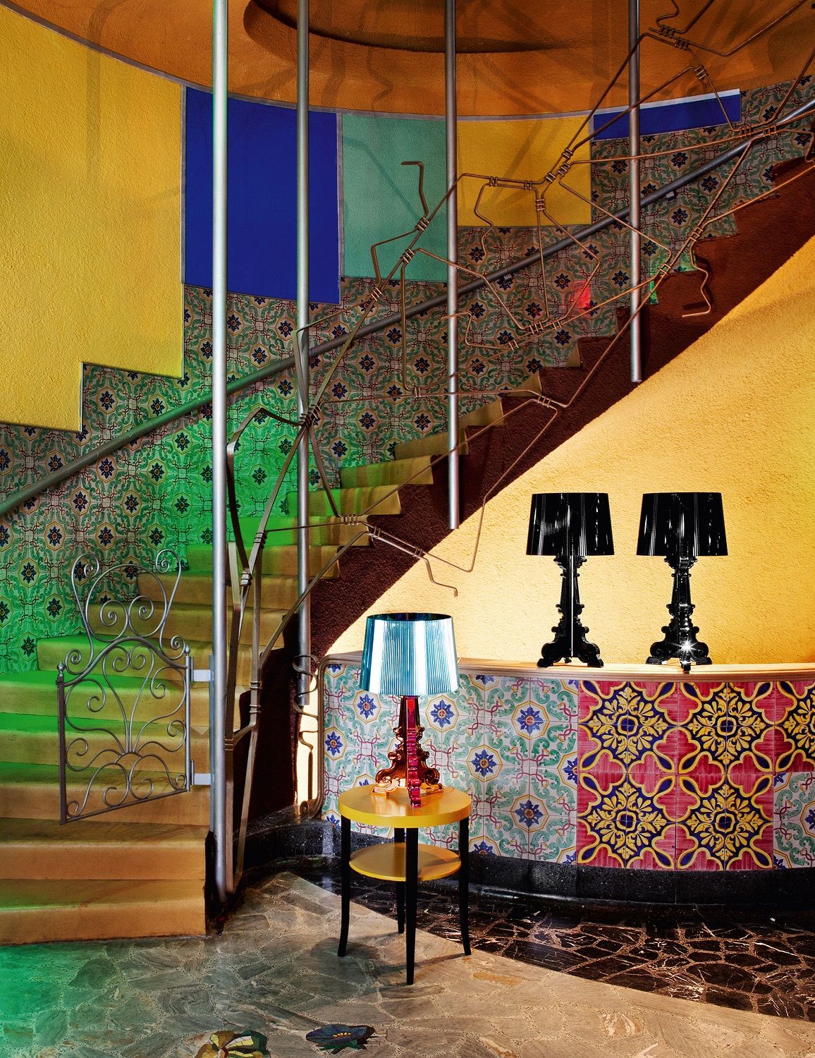 Bourgie Lampe de table noir Kartell