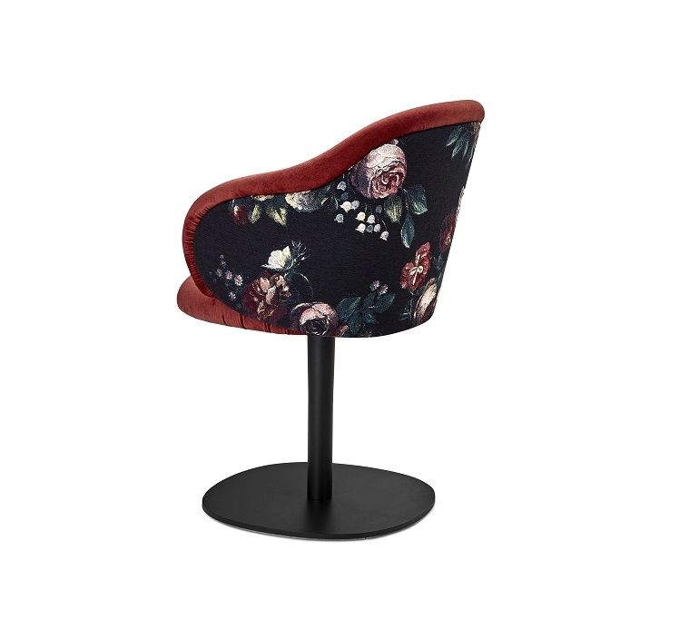 Ona 2020 Curved Armchair Chaise Freifrau Manufaktur